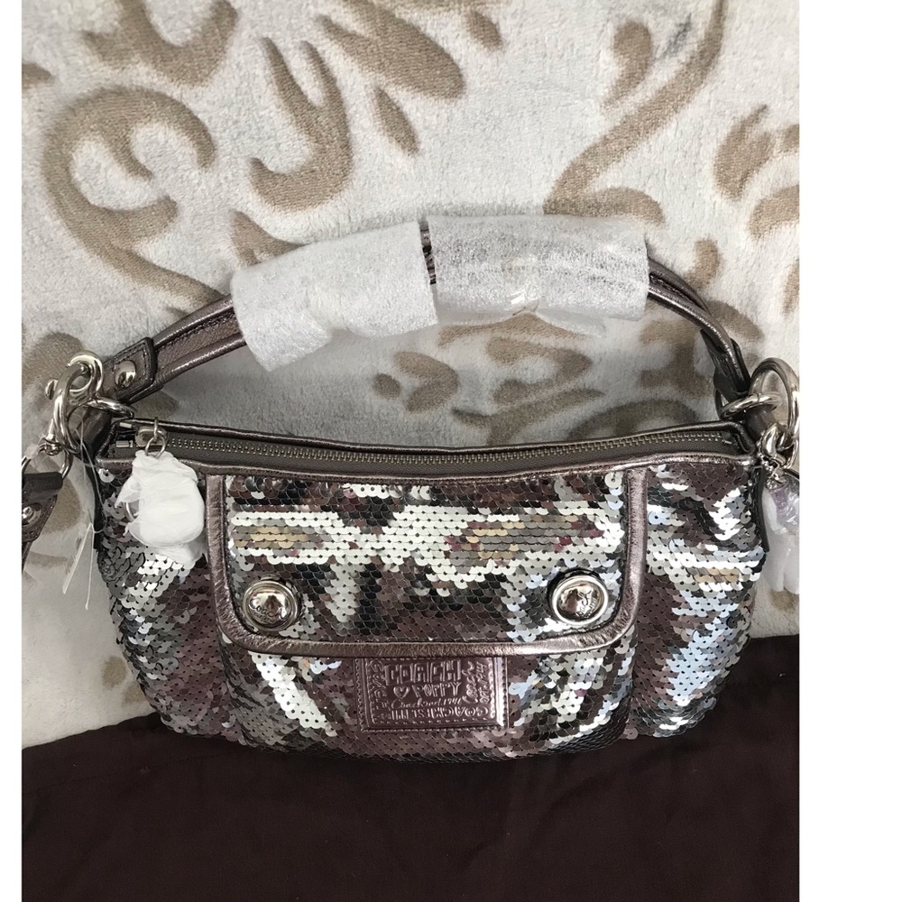 NWT RARE Coach gray sequin Poppy cross body bag - Picture 7 of 10